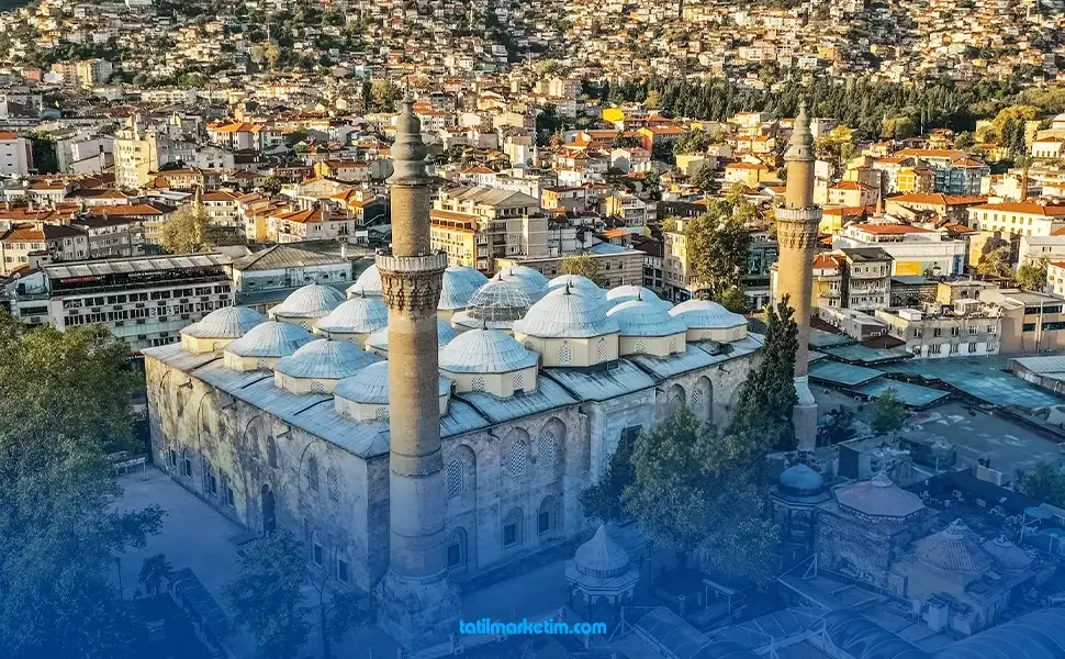 Bursa Gezisi ve Konaklama Rehberi - Ulu Camii