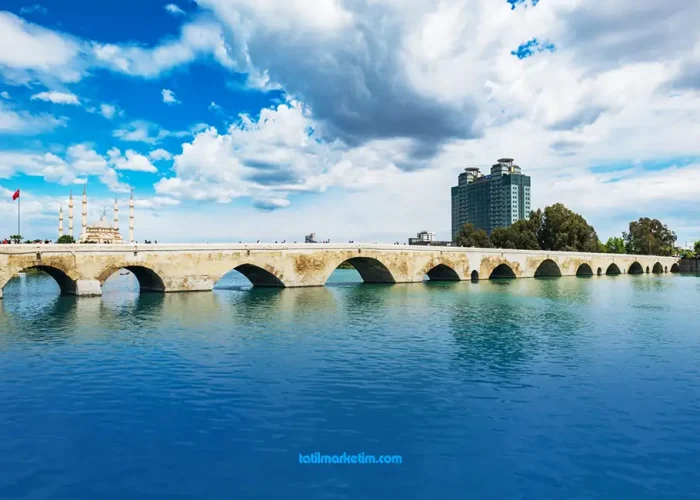 Adana Gezisi